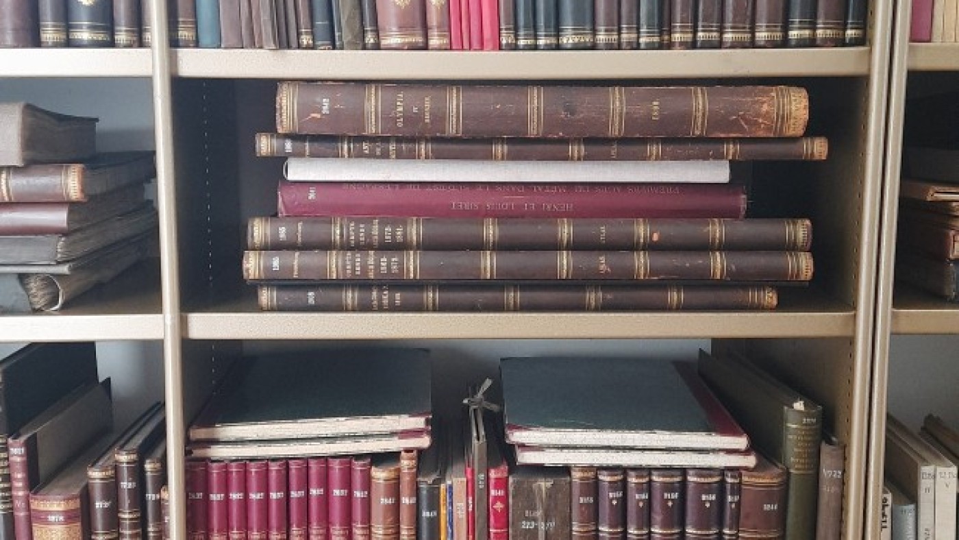 : Archäologische Publikationen aus dem 19. Jahrhundert in der Prähistorischen Bibliothek (c)NHM Wien, C. Posch