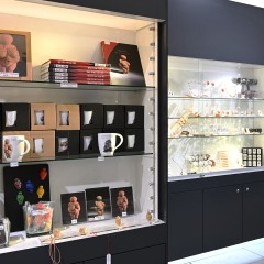 : Große Auswahl vor Ort im Shop © NHM Wien, C. Potter