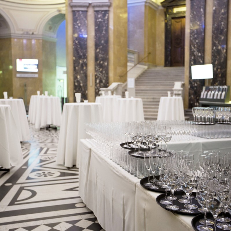 : (C) NHM-Wien/Momen