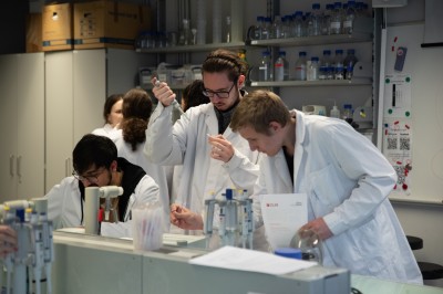 : Wildtier-Forensik Workshop im Vienna Open Lab (c) NHM Wien; Marietta Hengl